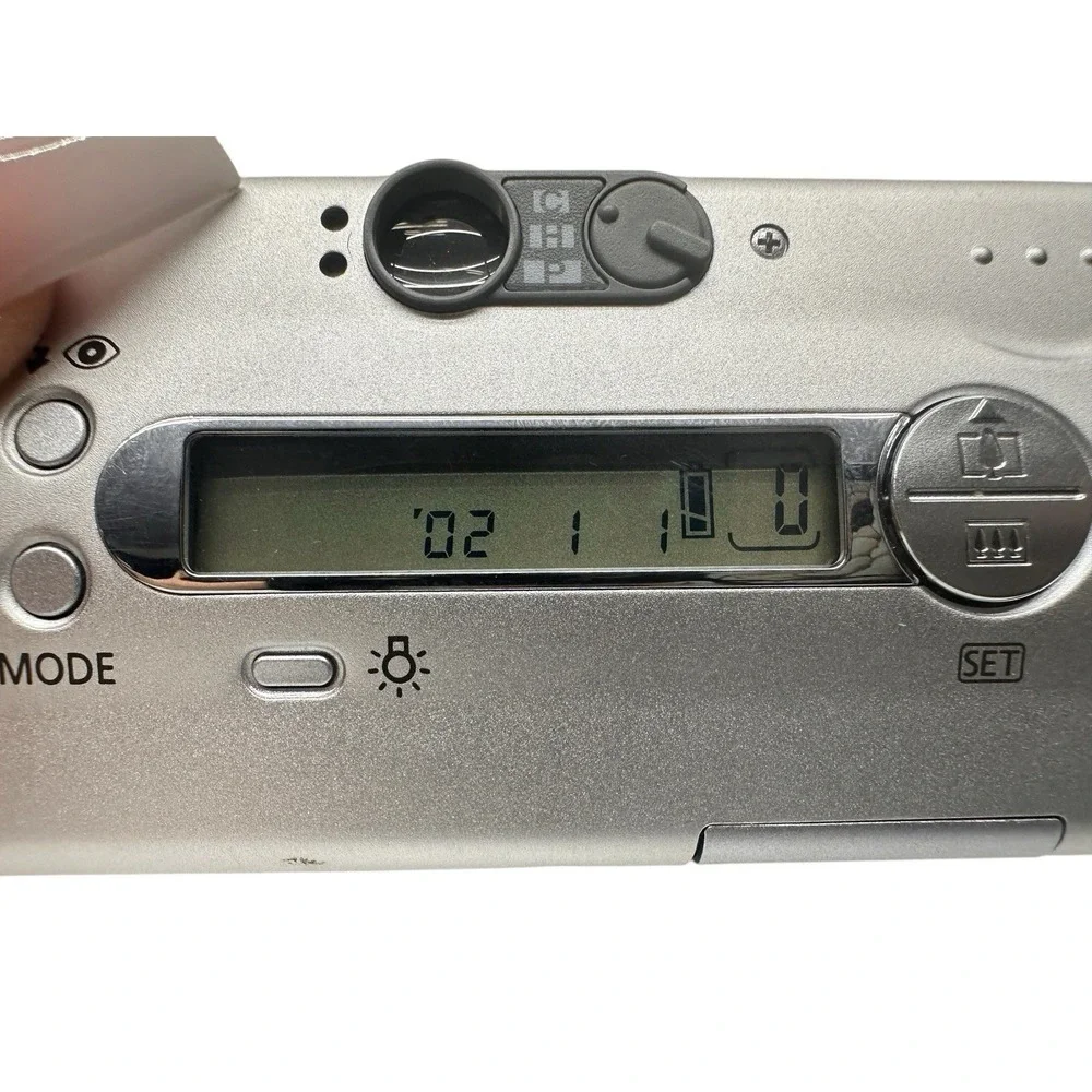 Canon ELPH Z3 Compact Digital APS Point‎ Shoot Film Camera W/New Batteries